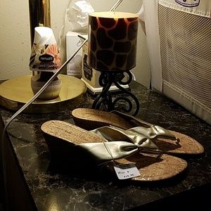 Brand new montego bay club beautiful wedges🎀